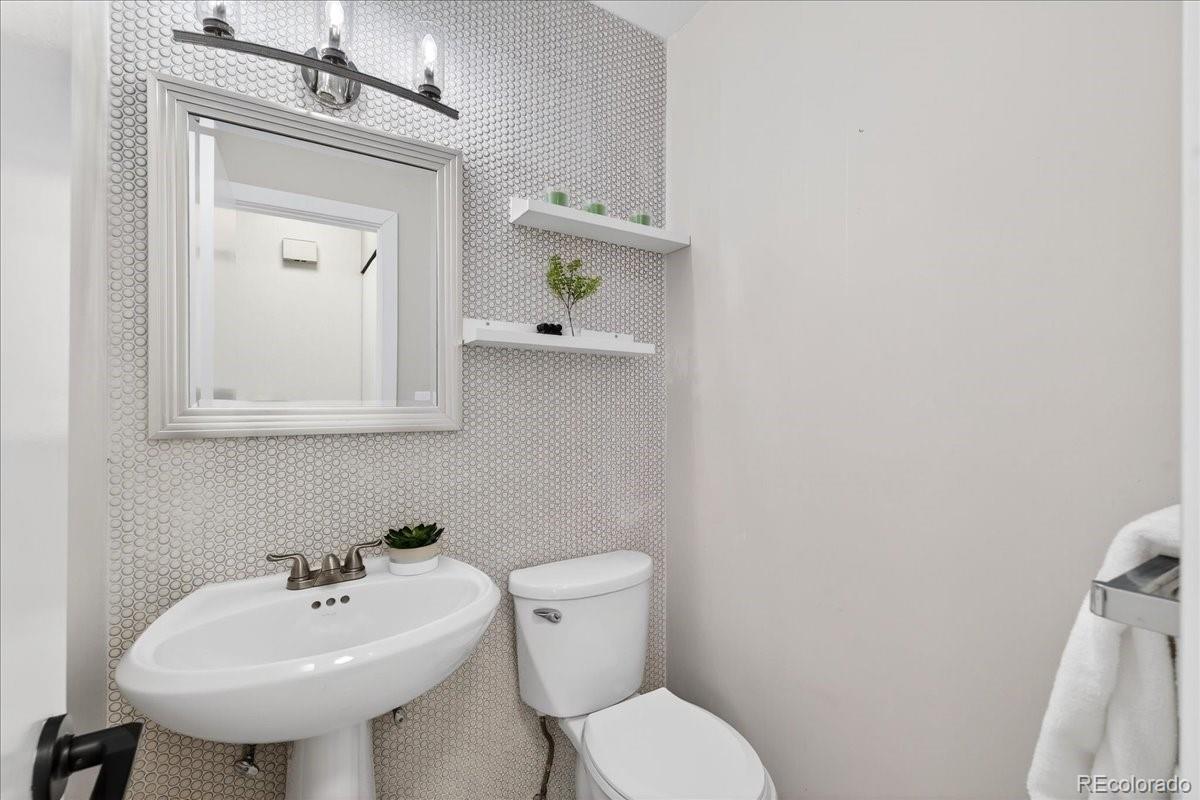 MLS Image #15 for 4419 w ponds circle,littleton, Colorado