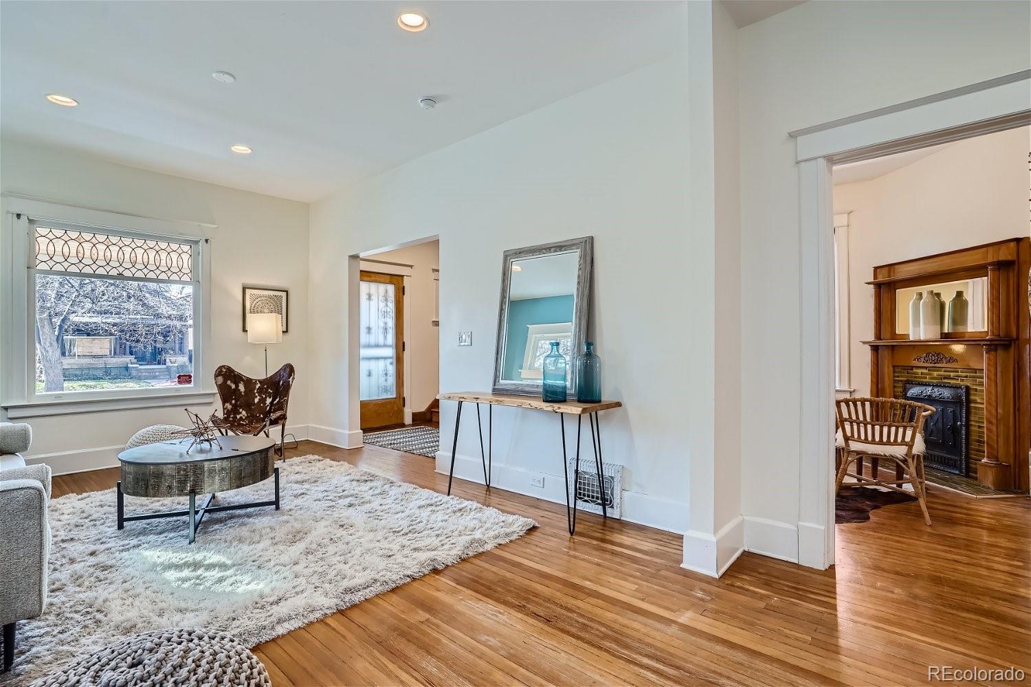 MLS Image #11 for 1516  cook street,denver, Colorado