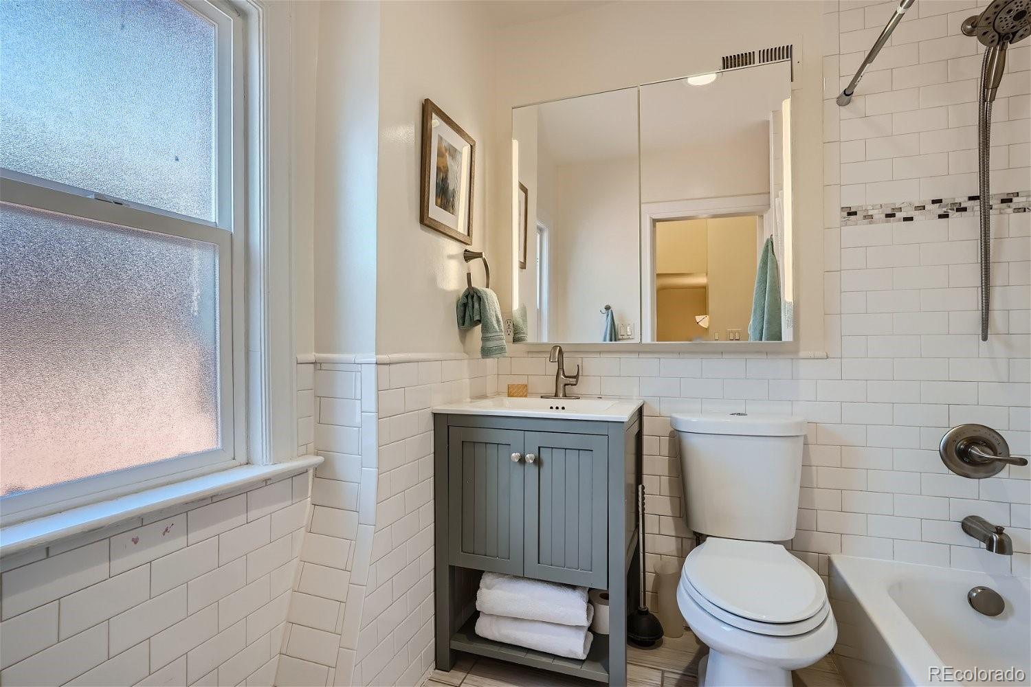 MLS Image #18 for 1516  cook street,denver, Colorado