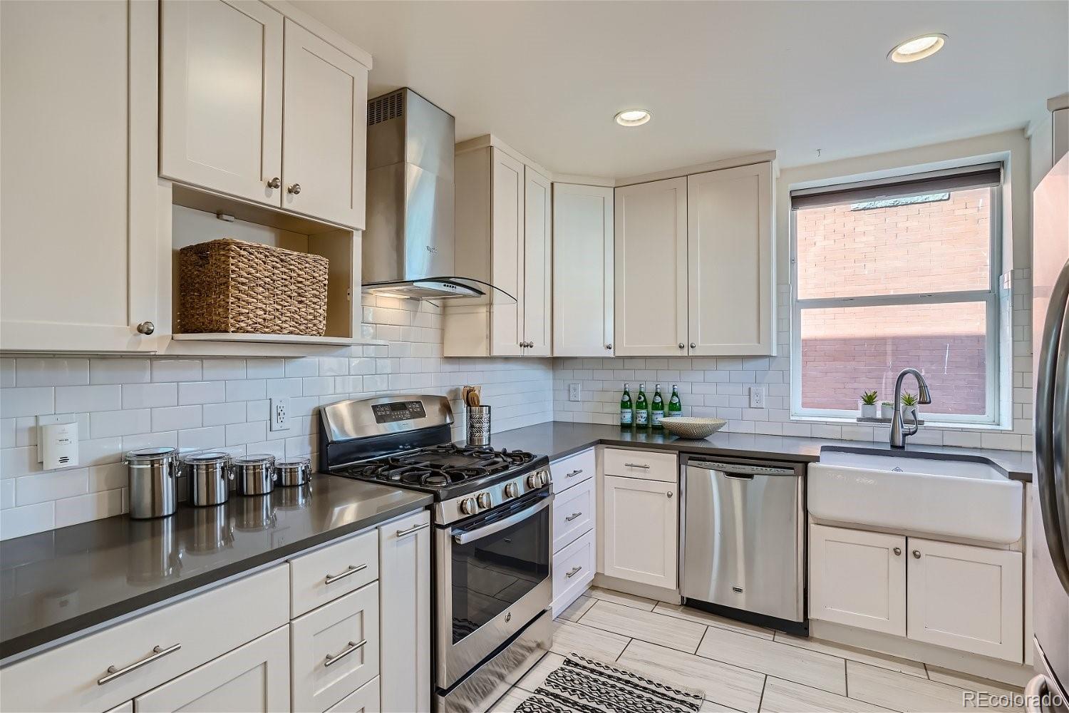 MLS Image #8 for 1516  cook street,denver, Colorado