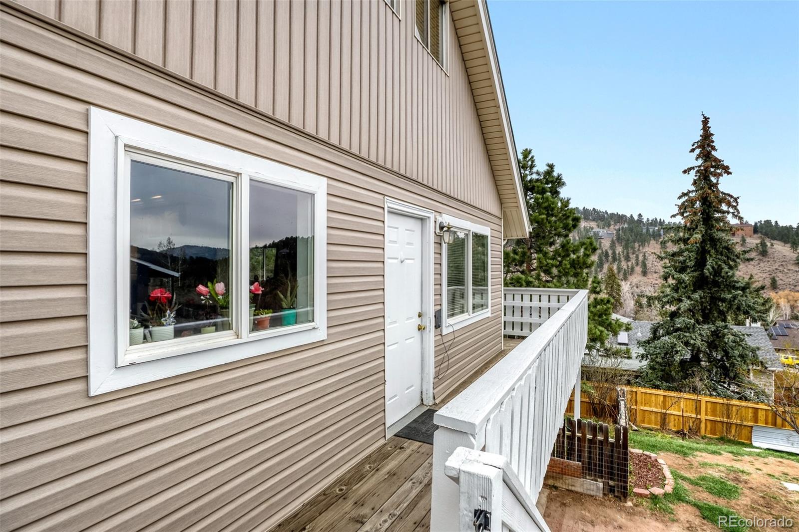 MLS Image #15 for 26207 s end road,kittredge, Colorado