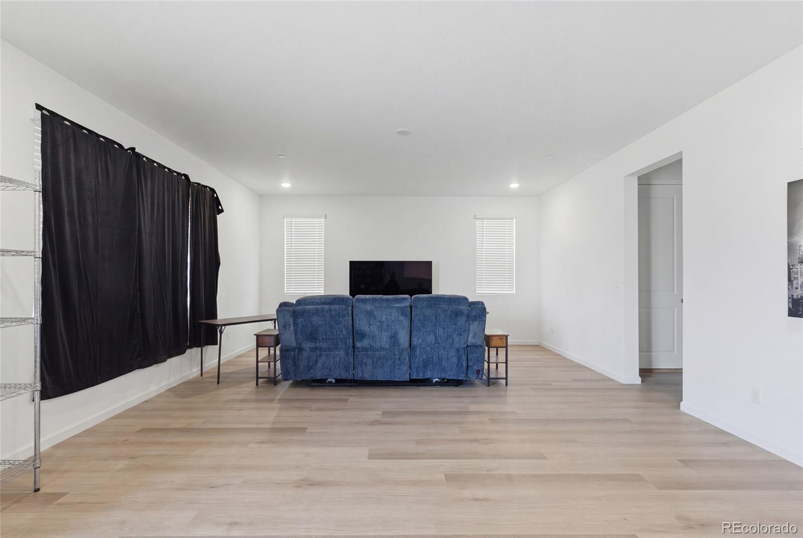 MLS Image #14 for 9051  telluride court,commerce city, Colorado