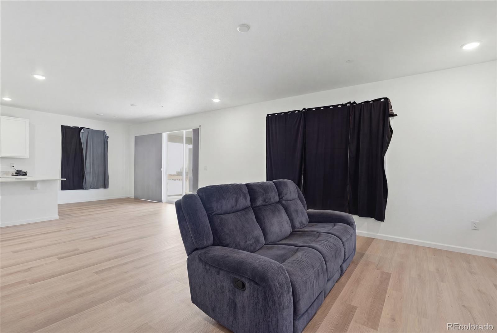 MLS Image #16 for 9051  telluride court,commerce city, Colorado
