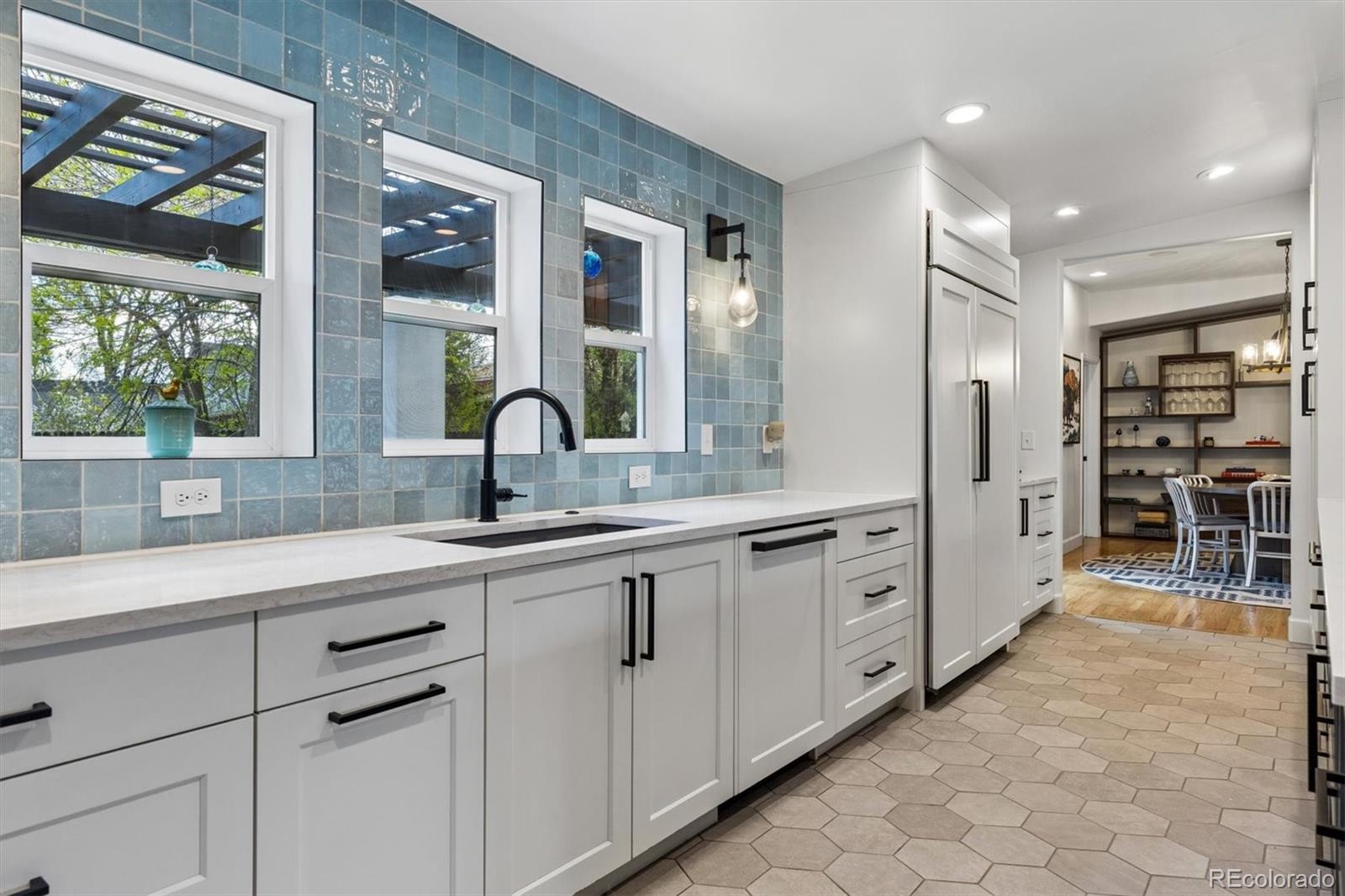 MLS Image #12 for 2500 s jackson street,denver, Colorado