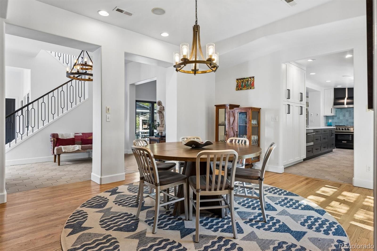 MLS Image #7 for 2500 s jackson street,denver, Colorado