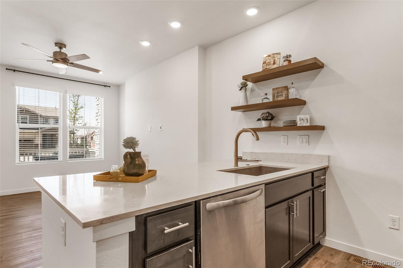 MLS Image #16 for 746 n bersshine court,watkins, Colorado