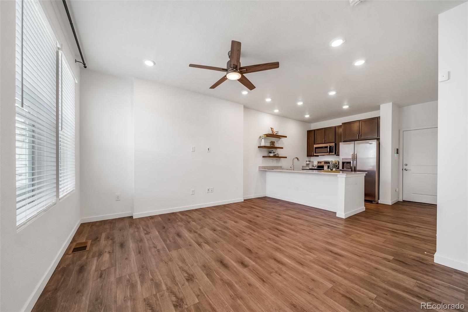 MLS Image #8 for 746 n bersshine court,watkins, Colorado