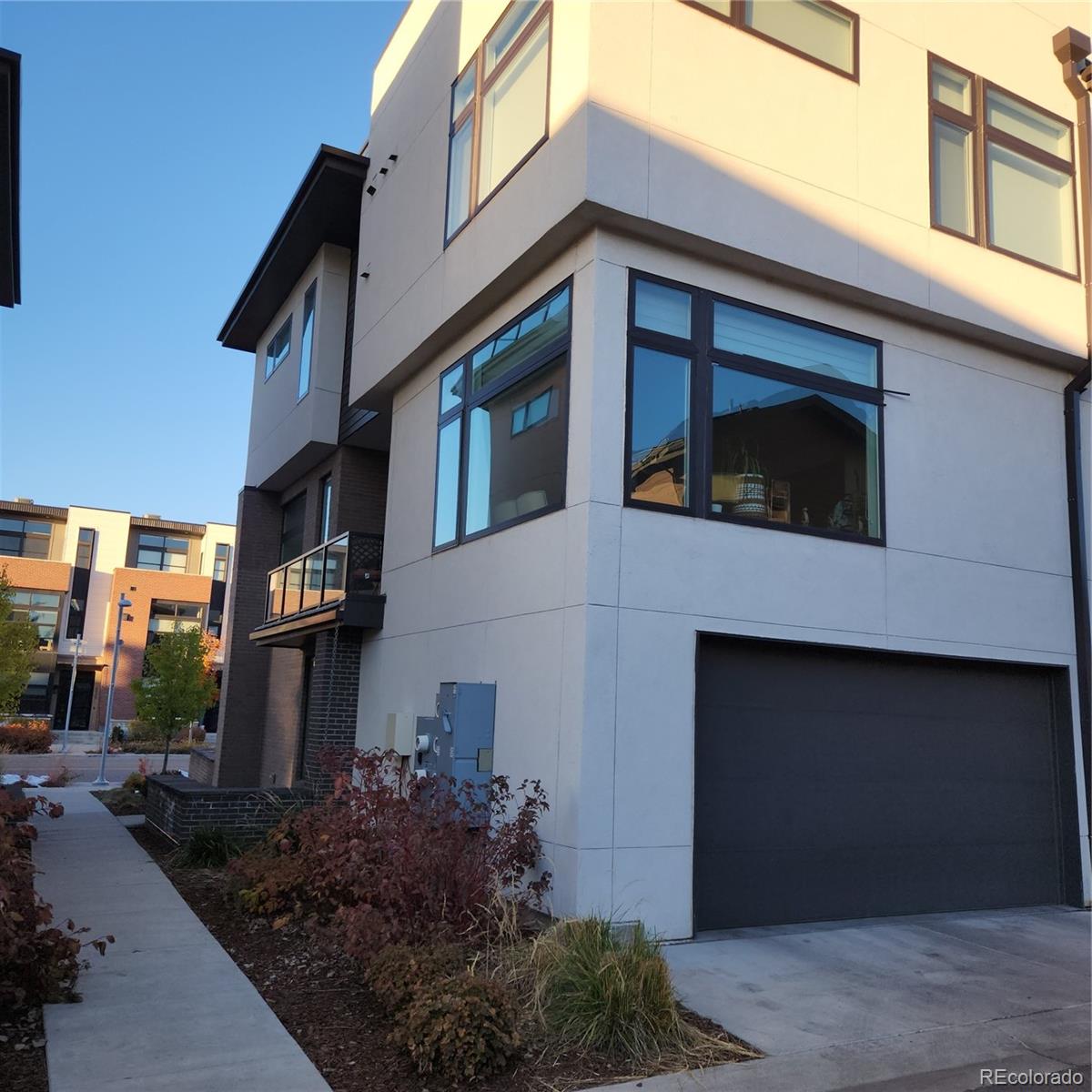 MLS Image #2 for 6830 e lowry boulevard ,denver, Colorado