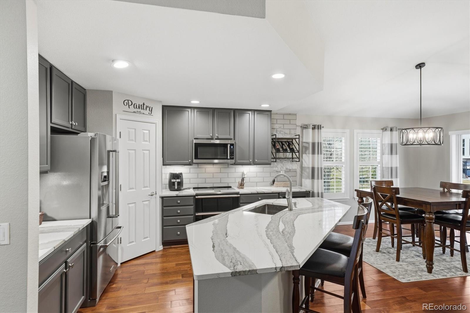 MLS Image #14 for 22353 e heritage parkway,aurora, Colorado