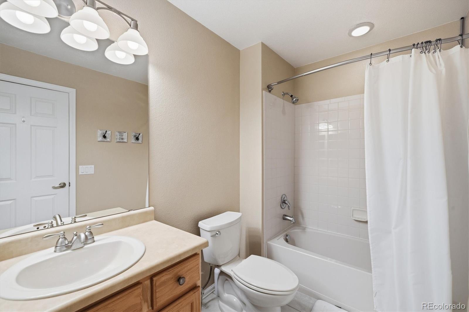 MLS Image #30 for 22353 e heritage parkway,aurora, Colorado