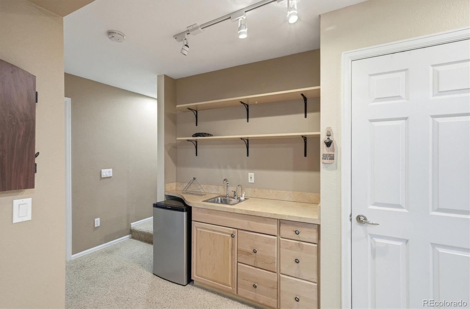 MLS Image #39 for 22353 e heritage parkway,aurora, Colorado