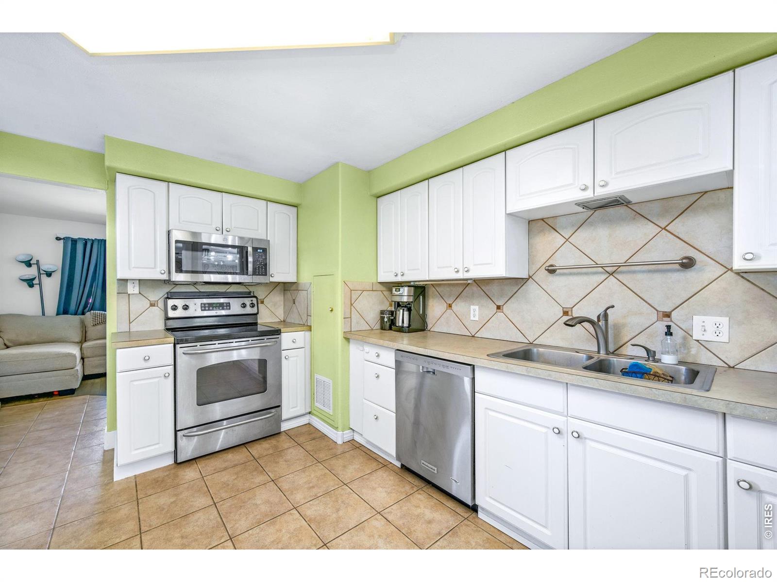 MLS Image #6 for 132 e 22nd street,loveland, Colorado