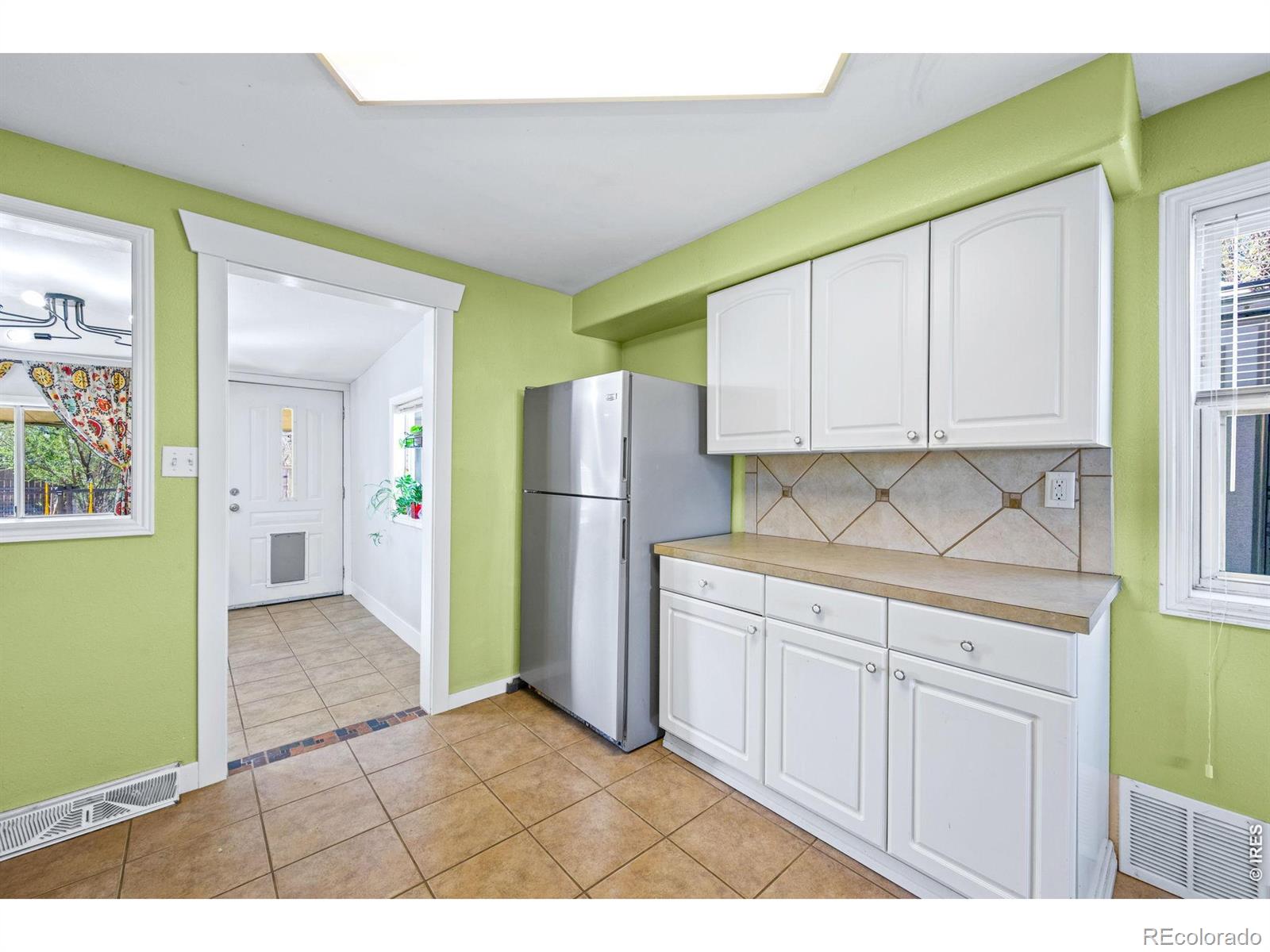 MLS Image #8 for 132 e 22nd street,loveland, Colorado