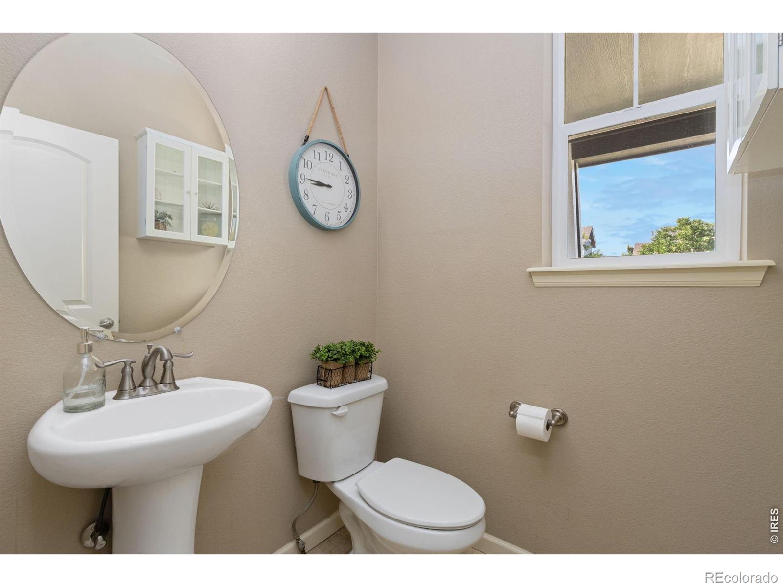 MLS Image #9 for 1501  hollyberry street,berthoud, Colorado