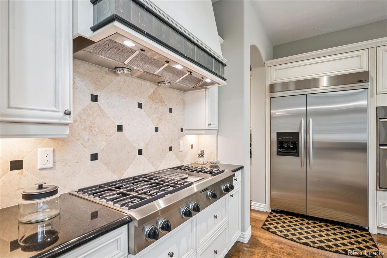 MLS Image #13 for 9060 e harvard avenue,denver, Colorado