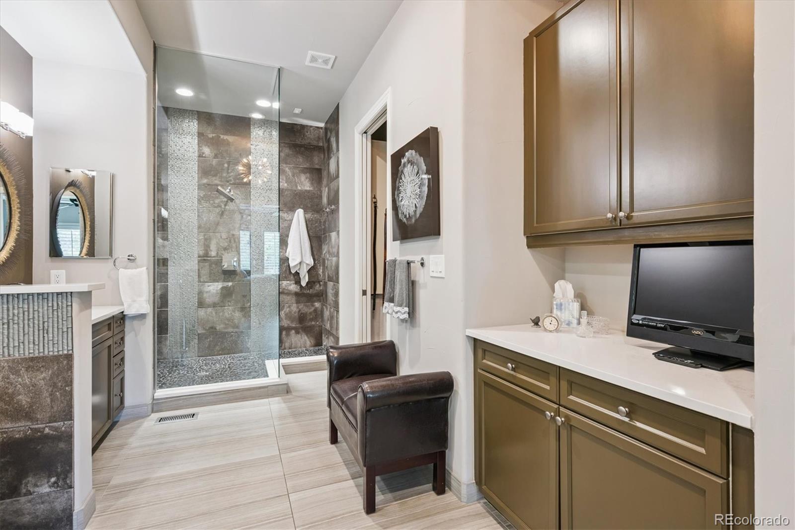 MLS Image #31 for 9060 e harvard avenue,denver, Colorado