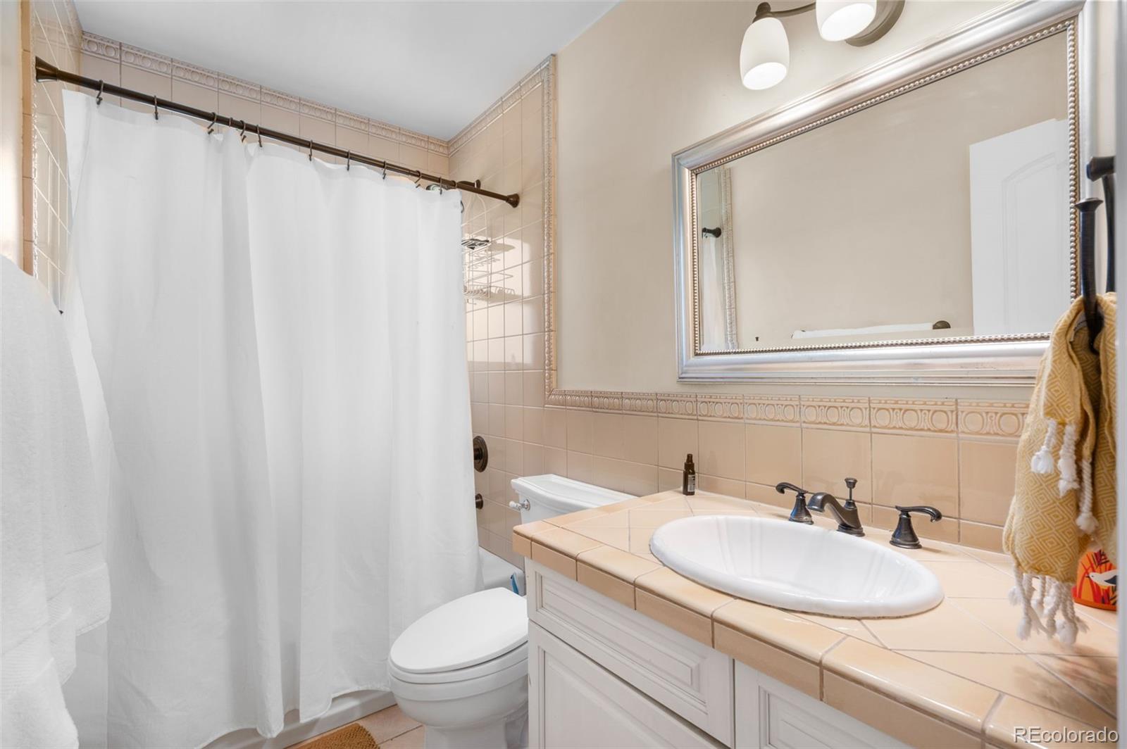 MLS Image #18 for 3236 s saint paul street,denver, Colorado