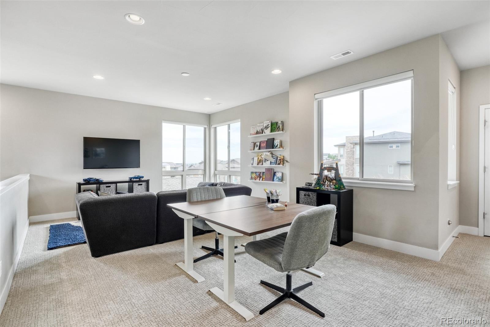 MLS Image #11 for 10491 n sky drive,lone tree, Colorado