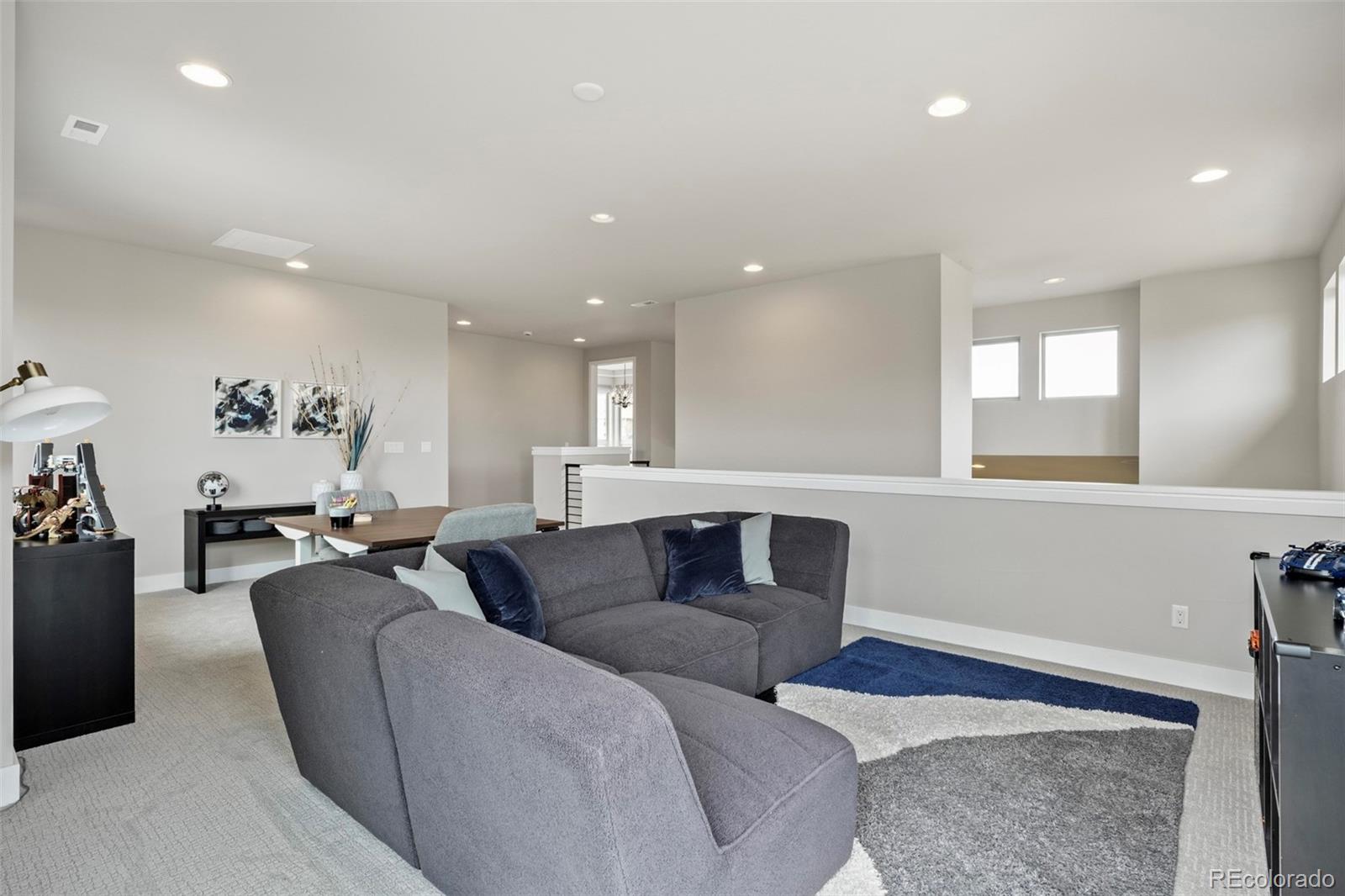 MLS Image #12 for 10491 n sky drive,lone tree, Colorado