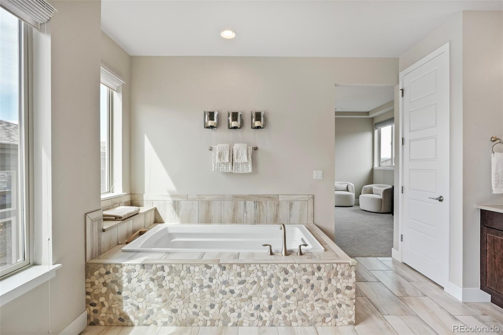 MLS Image #17 for 10491 n sky drive,lone tree, Colorado