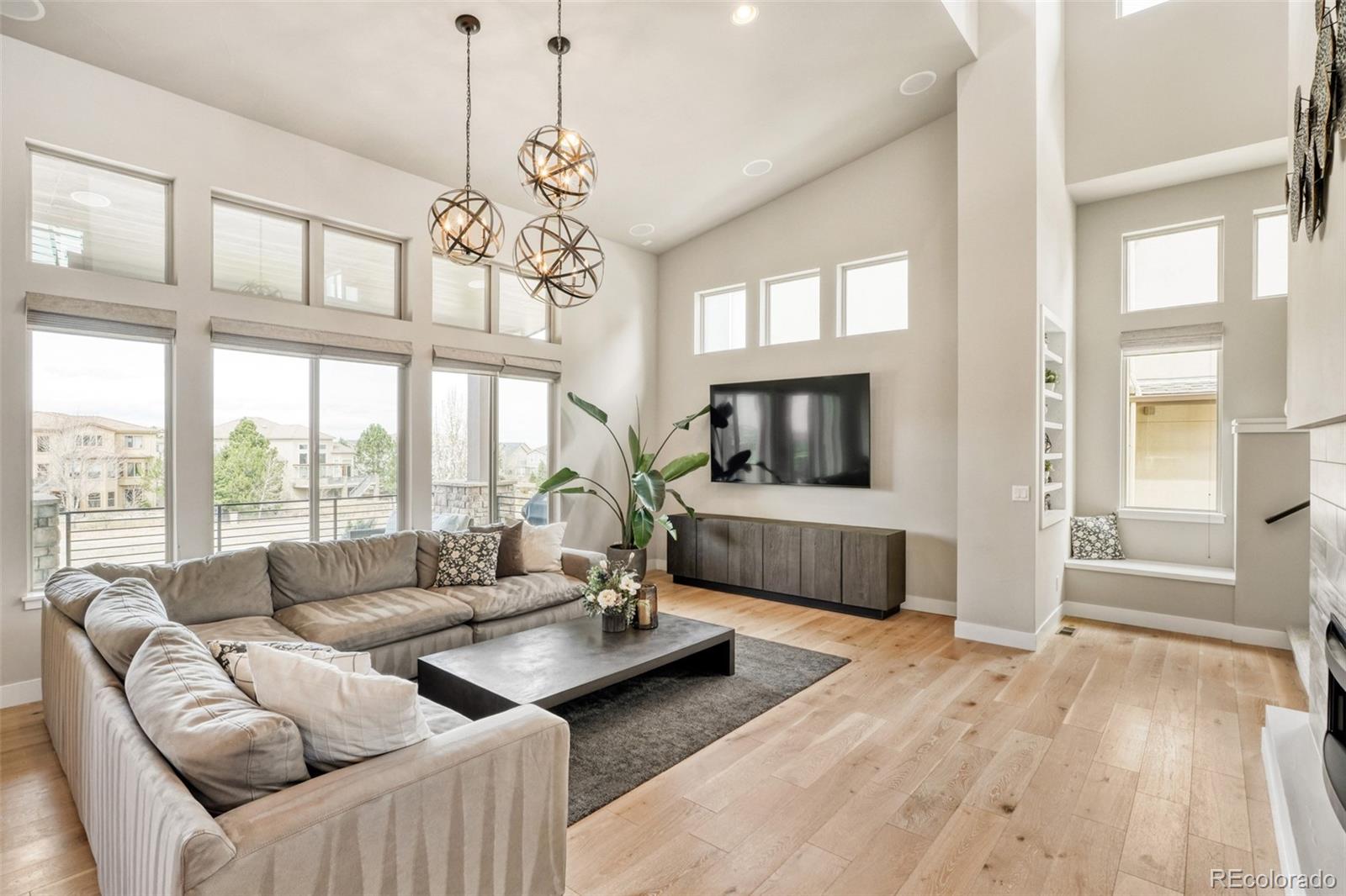 MLS Image #3 for 10491 n sky drive,lone tree, Colorado