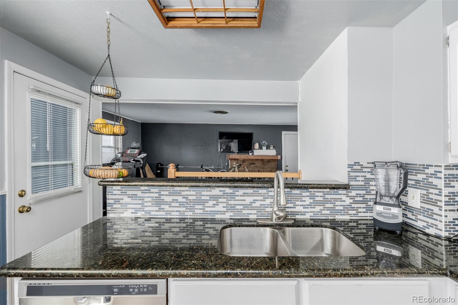 MLS Image #5 for 2744 s pitkin street,aurora, Colorado