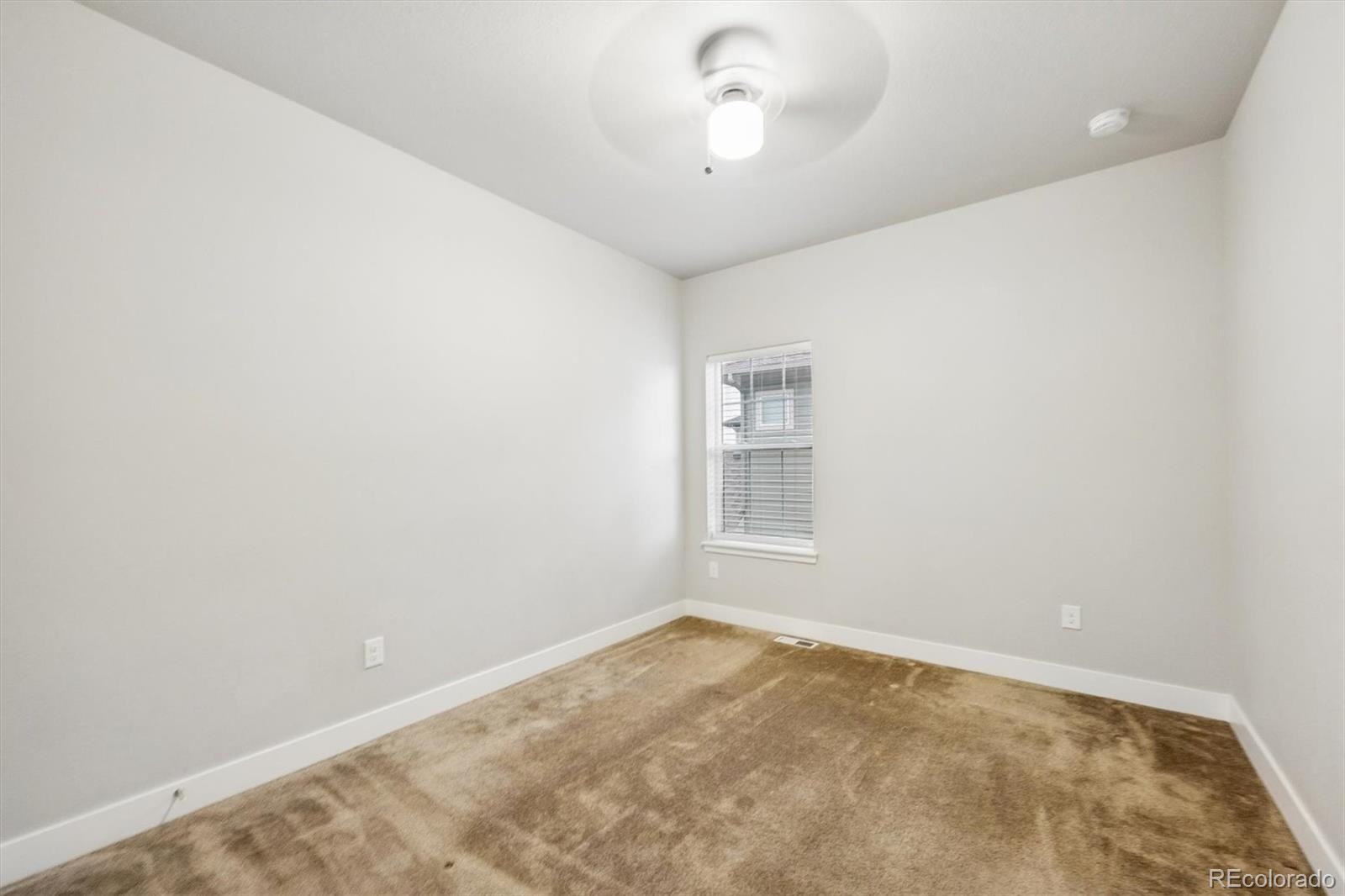 MLS Image #15 for 21473 e 59th place,aurora, Colorado