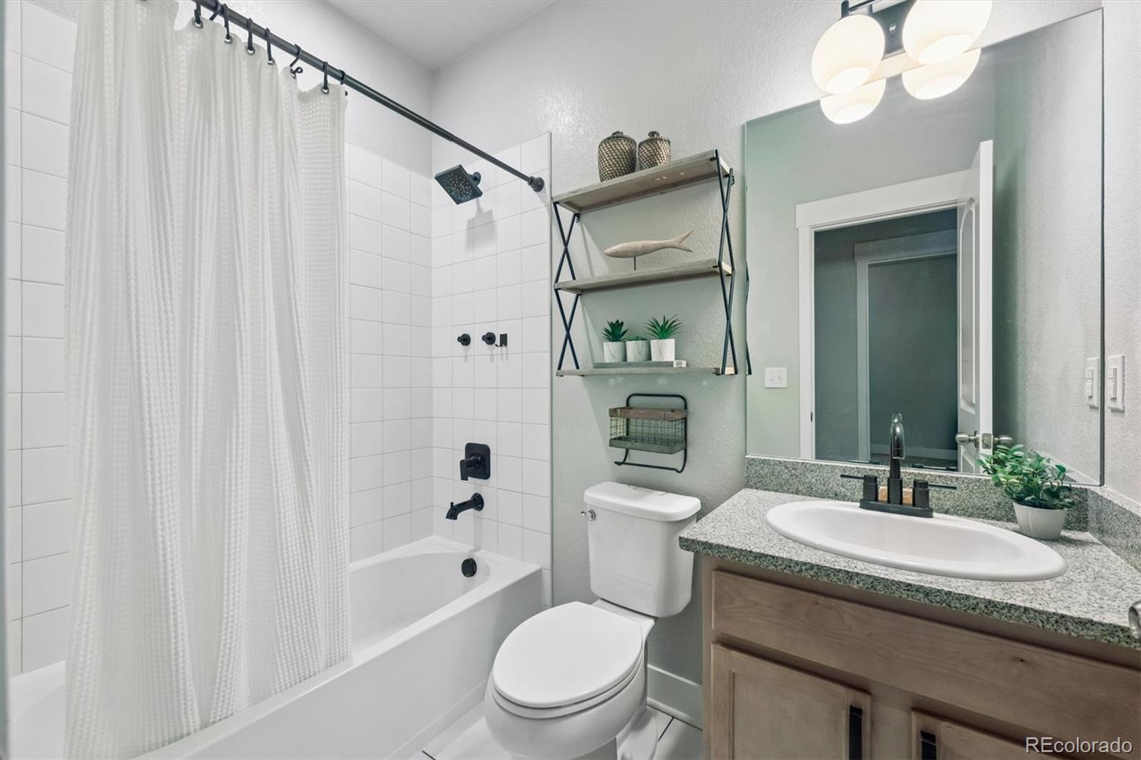MLS Image #17 for 21473 e 59th place,aurora, Colorado