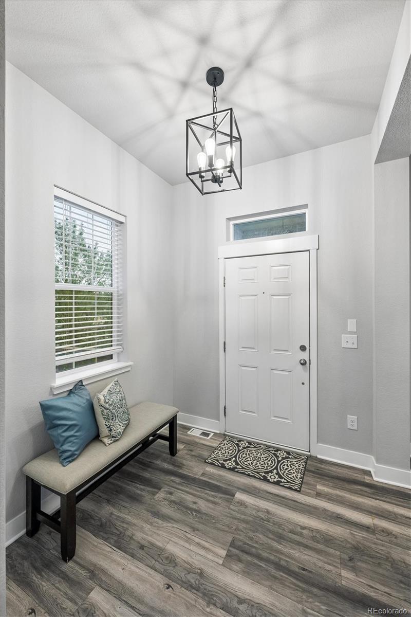 MLS Image #2 for 21473 e 59th place,aurora, Colorado