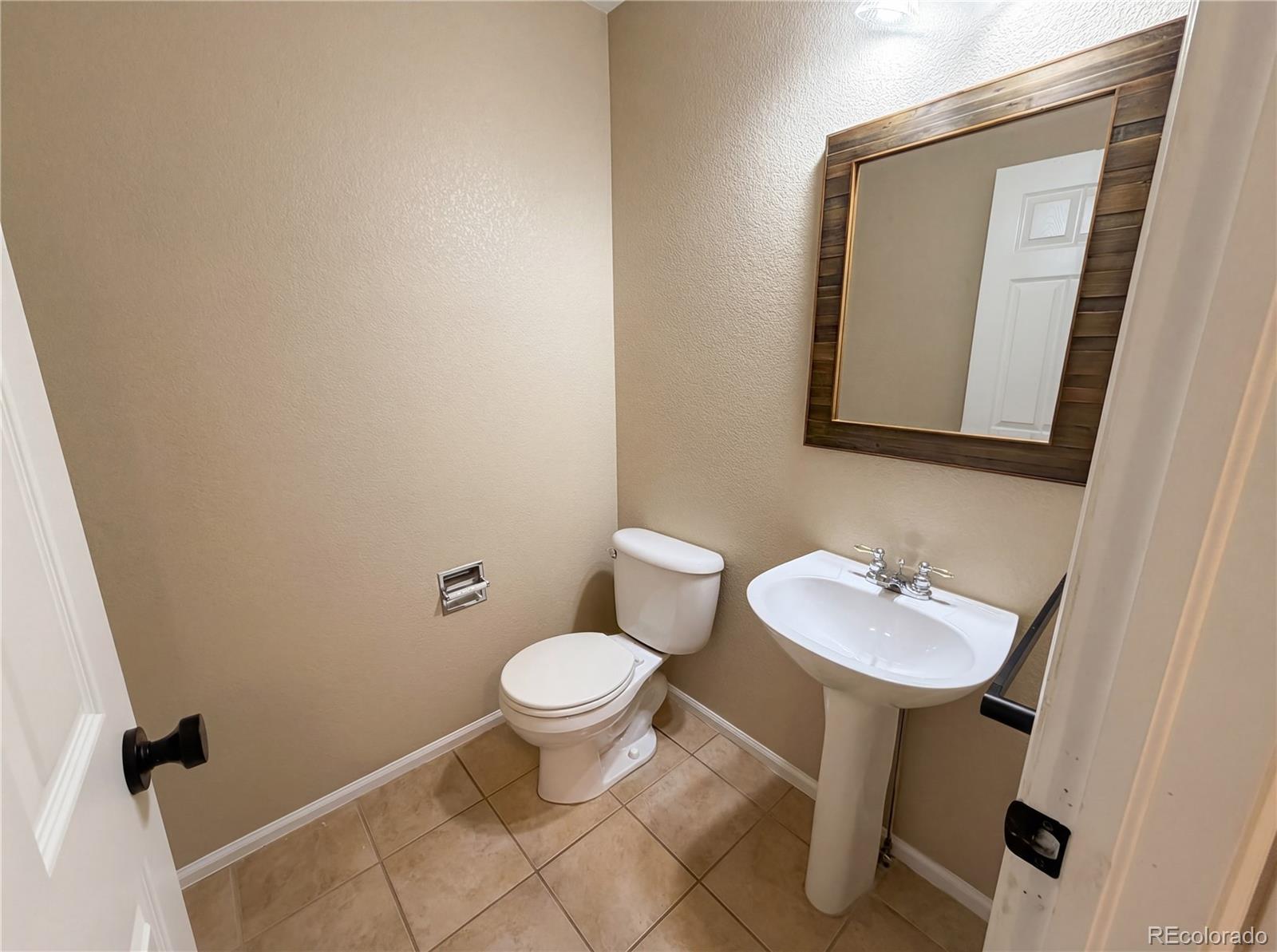 MLS Image #12 for 9580  brentwood way,broomfield, Colorado