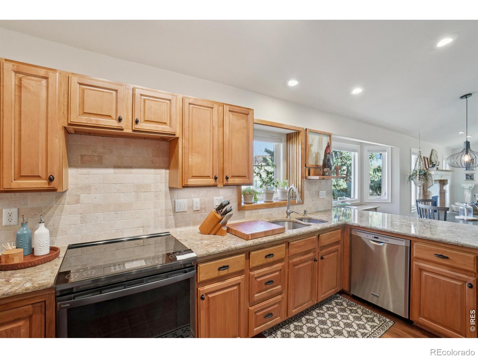 MLS Image #7 for 330  blackstone circle,loveland, Colorado