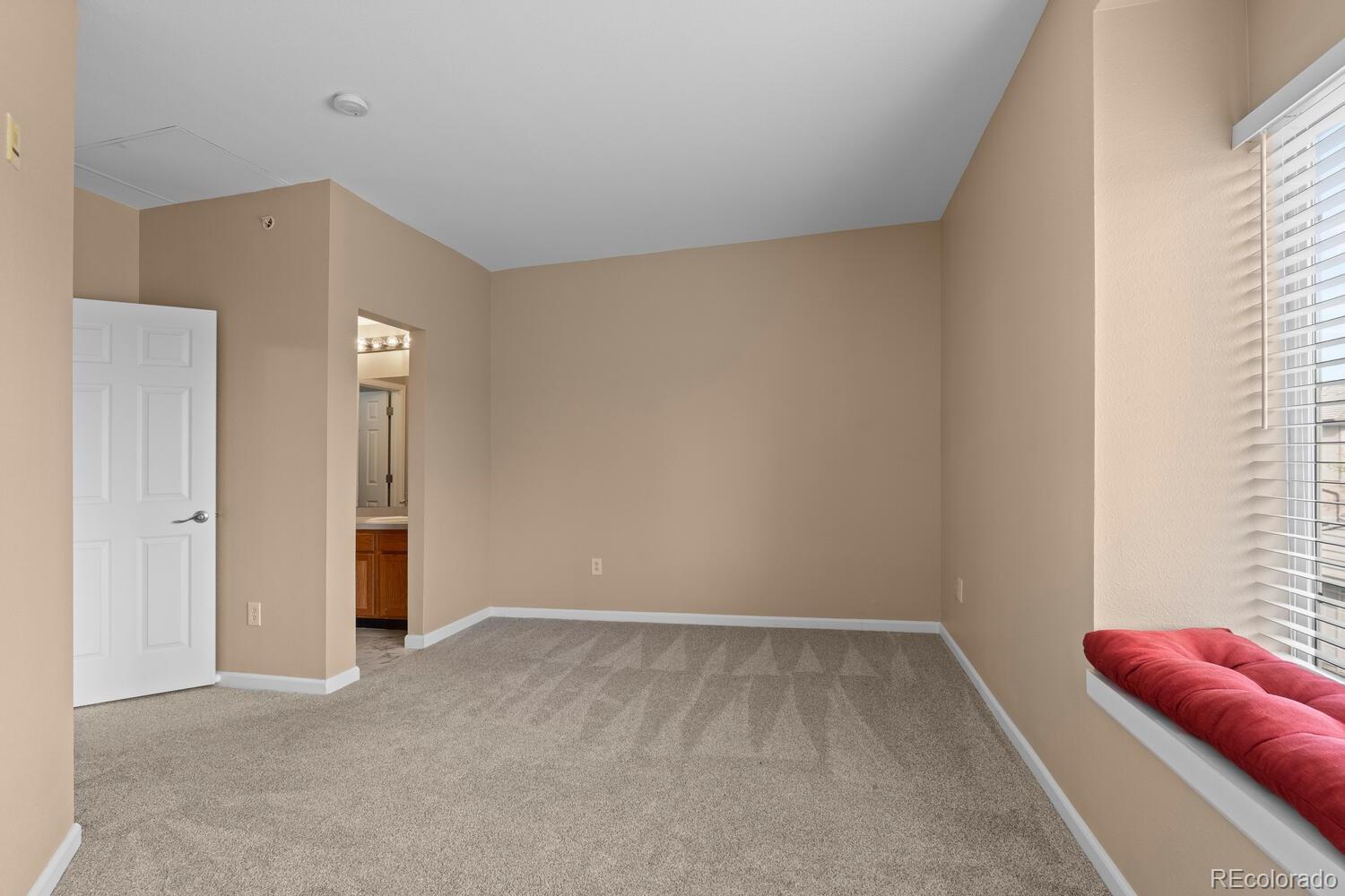 MLS Image #12 for 940 e plum creek parkway,castle rock, Colorado