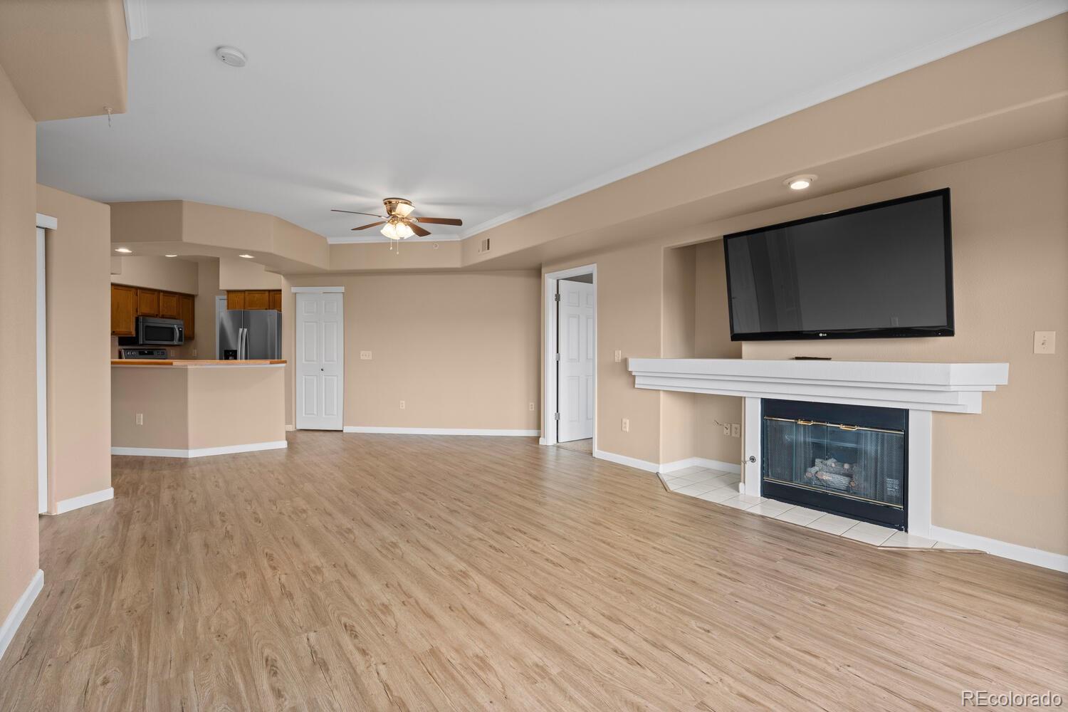 MLS Image #4 for 940 e plum creek parkway,castle rock, Colorado