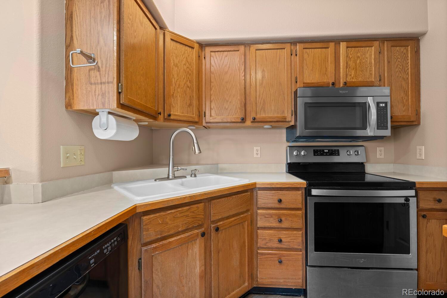 MLS Image #8 for 940 e plum creek parkway,castle rock, Colorado