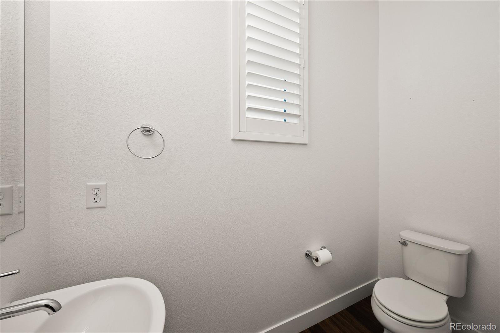 MLS Image #11 for 21416 e 61st drive,aurora, Colorado