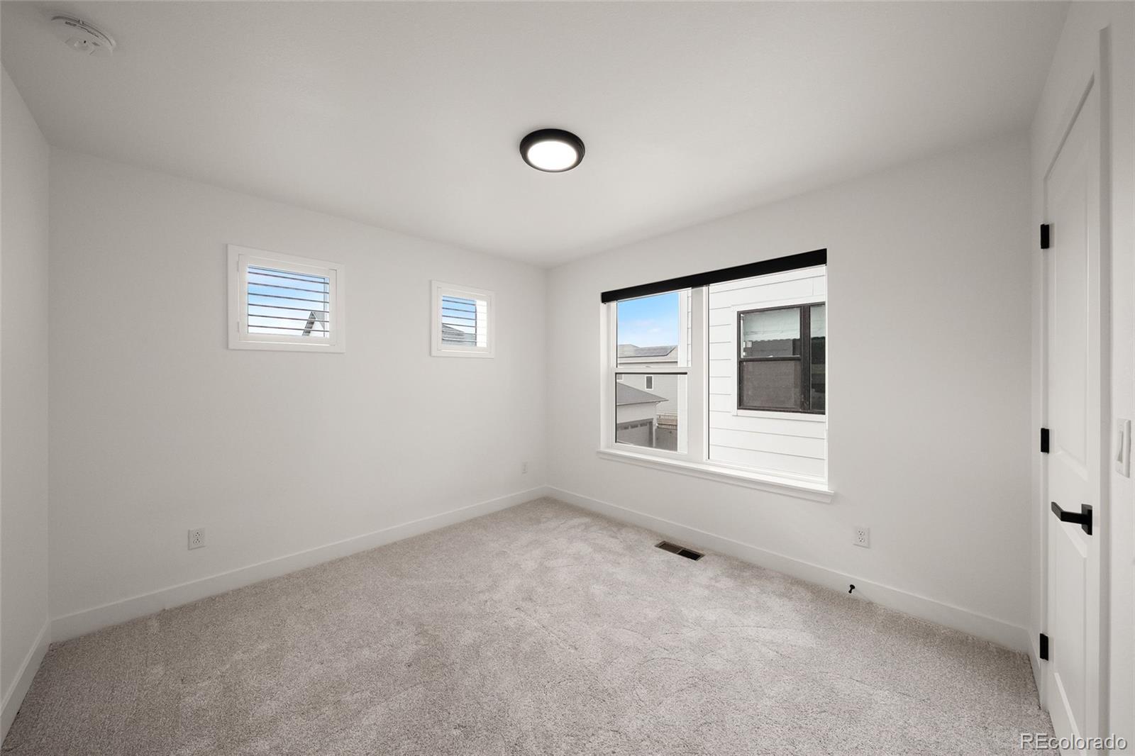 MLS Image #26 for 21416 e 61st drive,aurora, Colorado