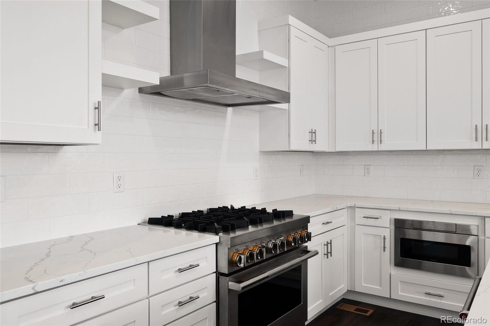 MLS Image #6 for 21416 e 61st drive,aurora, Colorado