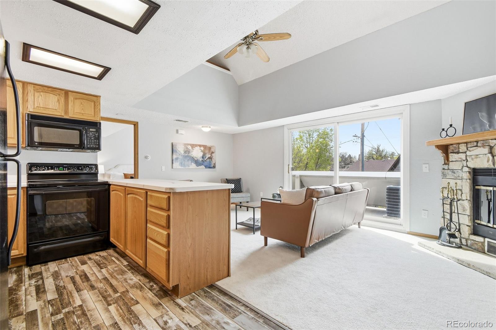 MLS Image #13 for 5250 s huron way,littleton, Colorado