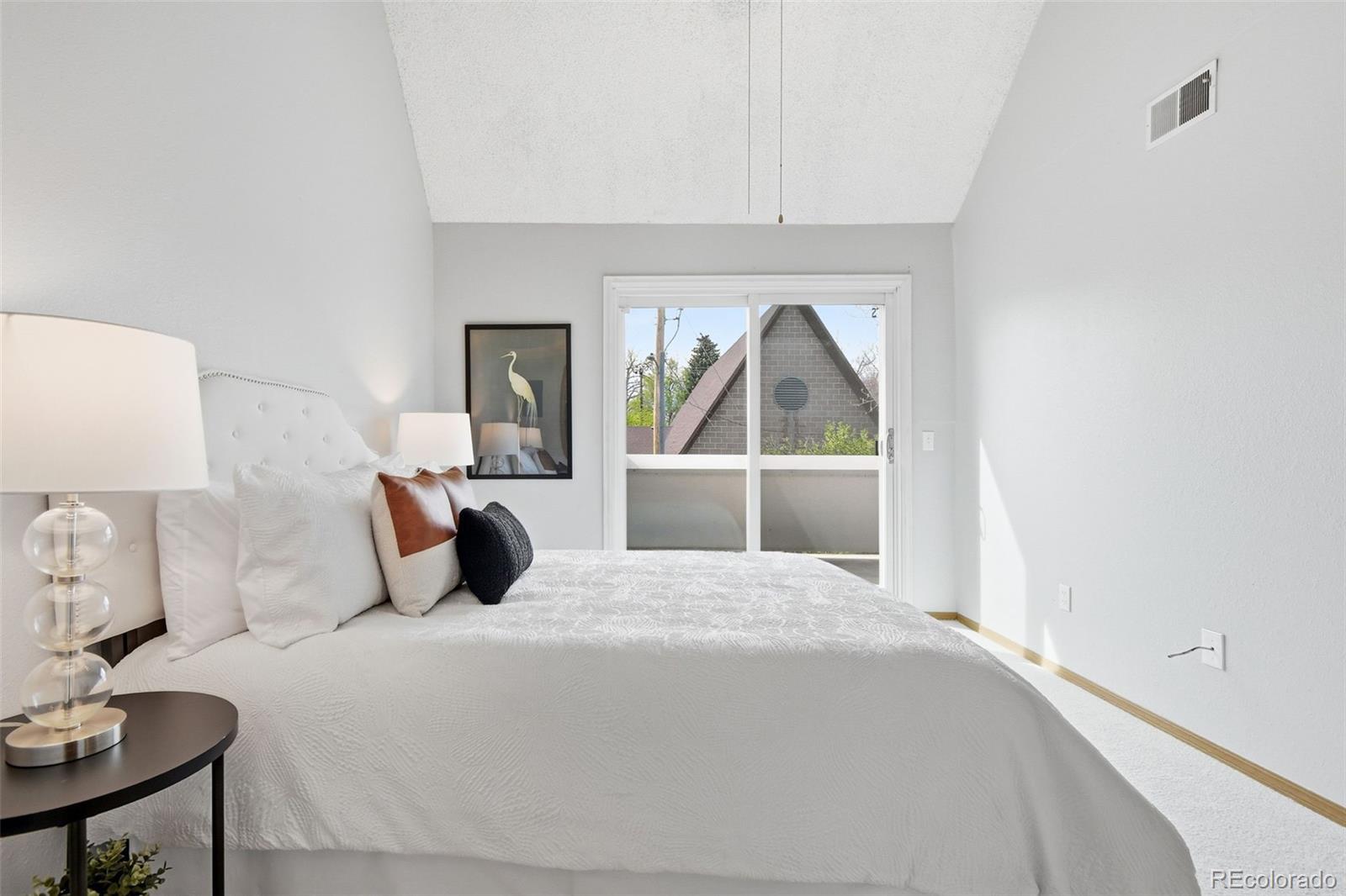 MLS Image #20 for 5250 s huron way,littleton, Colorado