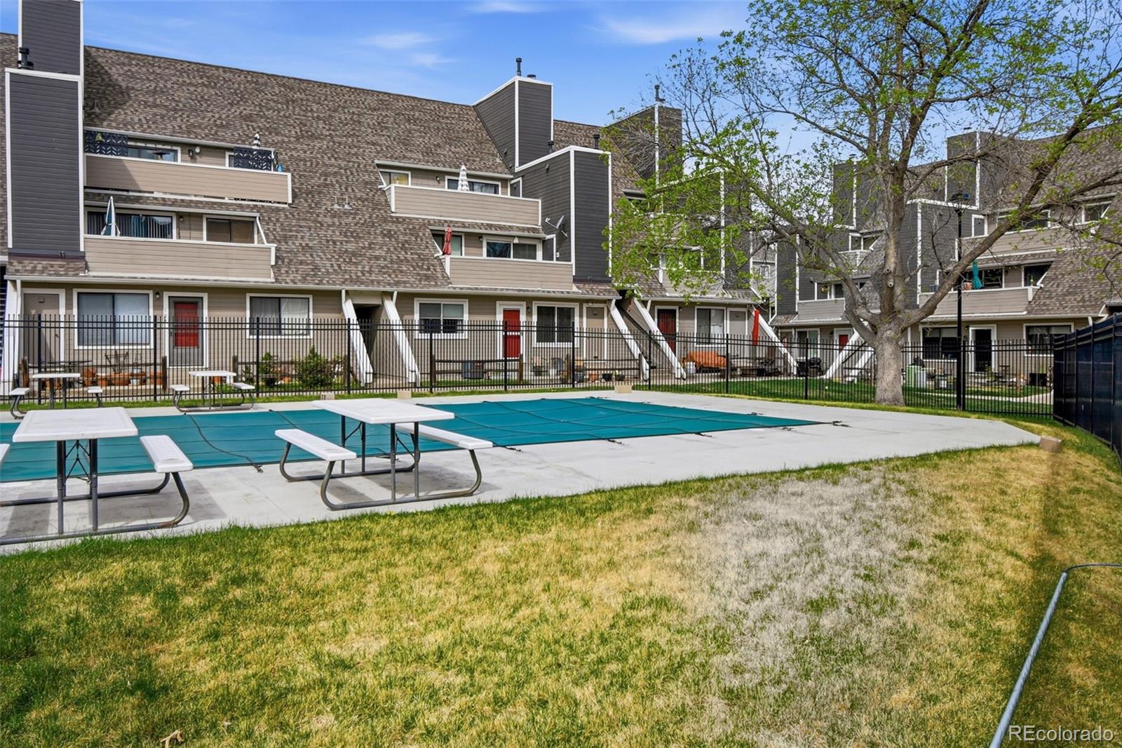 MLS Image #34 for 5250 s huron way,littleton, Colorado