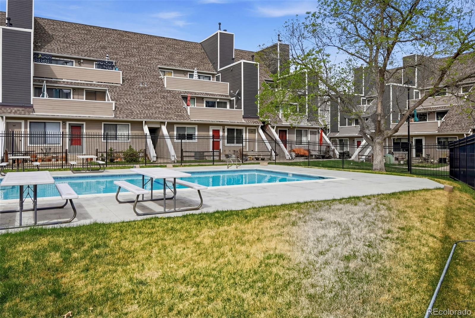 MLS Image #35 for 5250 s huron way,littleton, Colorado