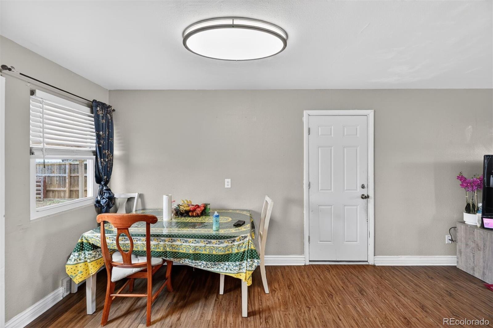 MLS Image #6 for 880  lansing street,aurora, Colorado