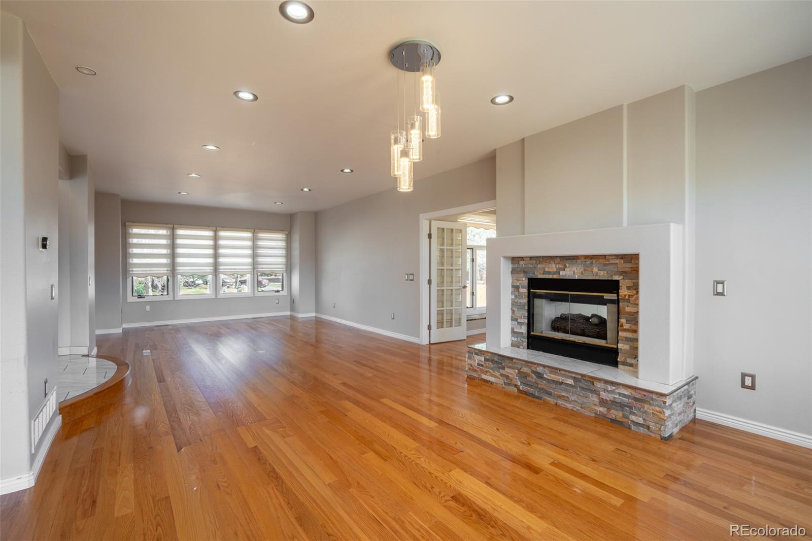 MLS Image #11 for 4745 s helena way,aurora, Colorado