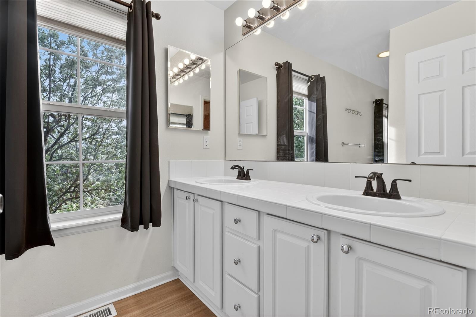 MLS Image #17 for 5555 e briarwood avenue 504,centennial, Colorado