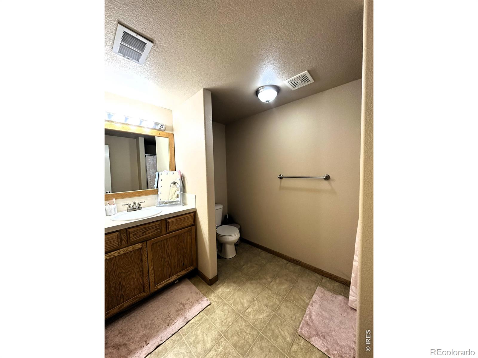 MLS Image #13 for 1720 e 11th street,loveland, Colorado