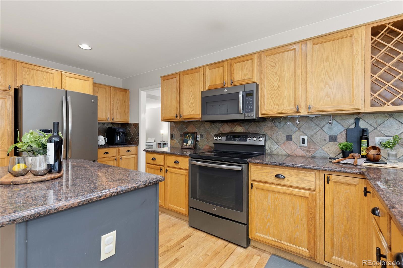 MLS Image #8 for 758  huntington place,highlands ranch, Colorado
