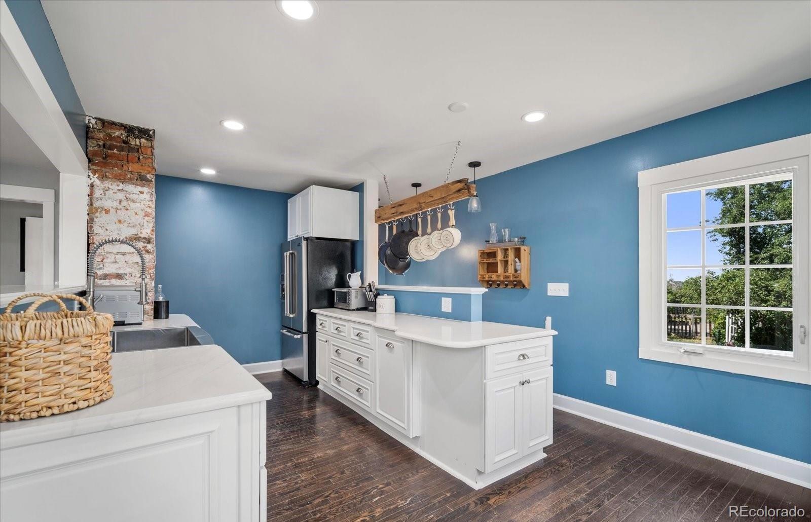 MLS Image #5 for 5725 w mississippi avenue,lakewood, Colorado