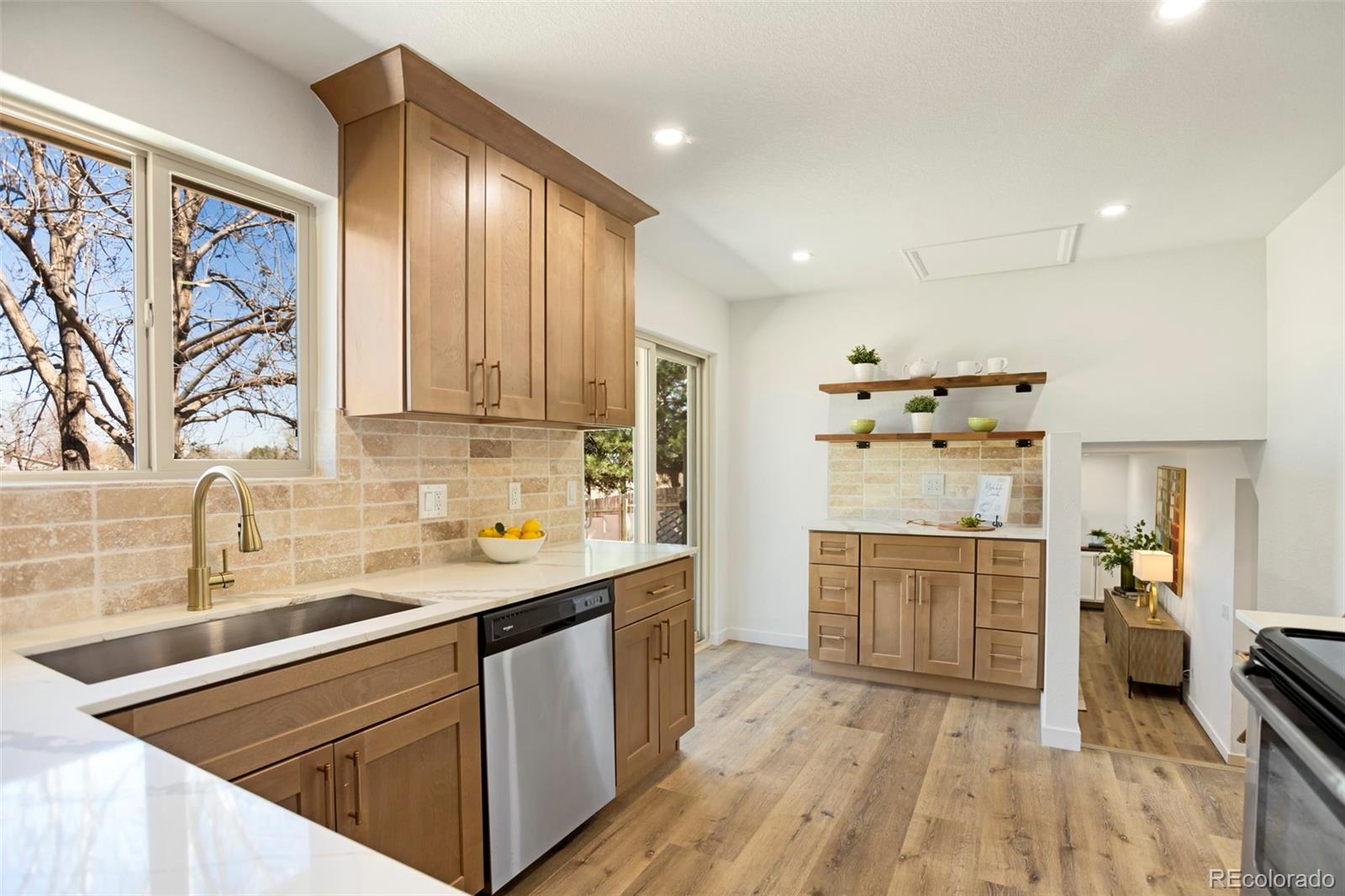 MLS Image #4 for 9299 w weaver drive,littleton, Colorado