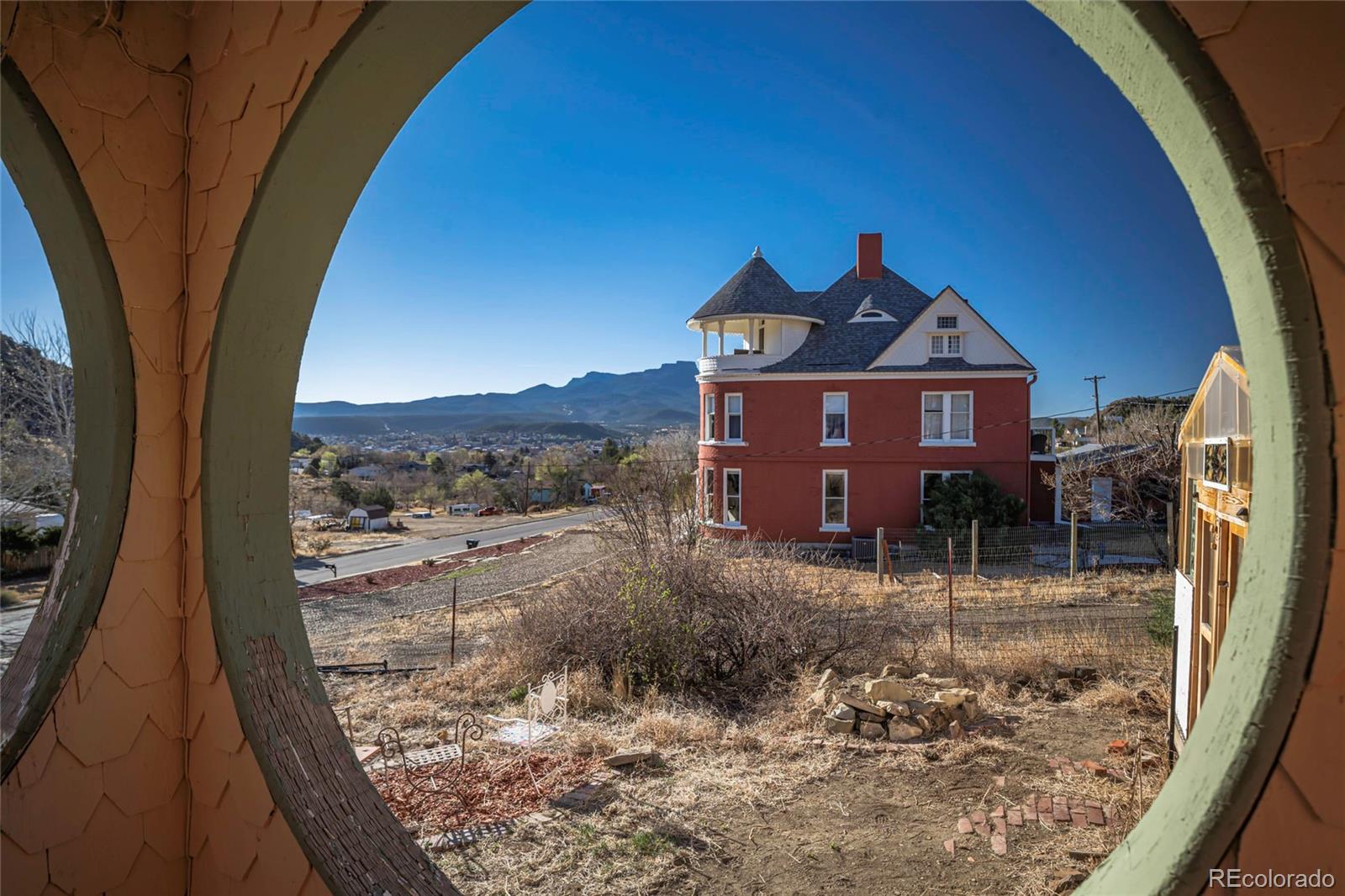MLS Image #10 for 2003  pinon street,trinidad, Colorado
