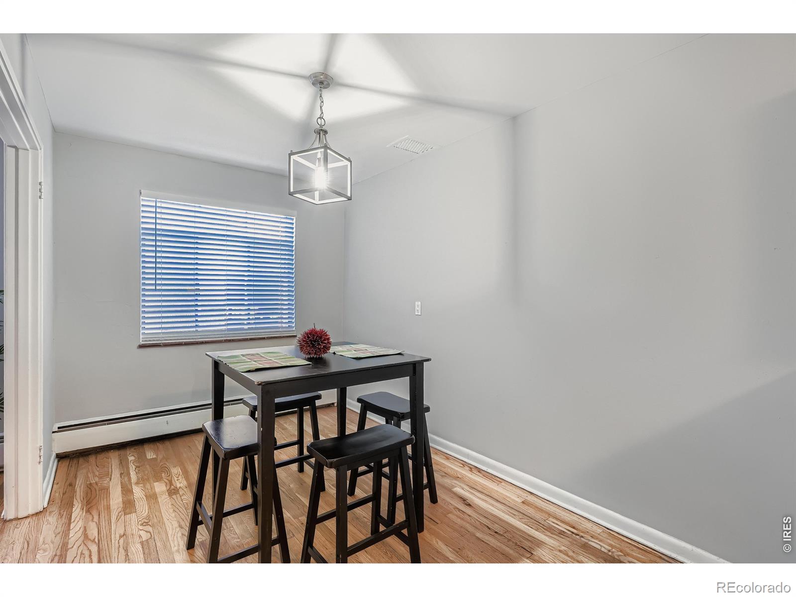 MLS Image #11 for 1375 n williams street 105,denver, Colorado